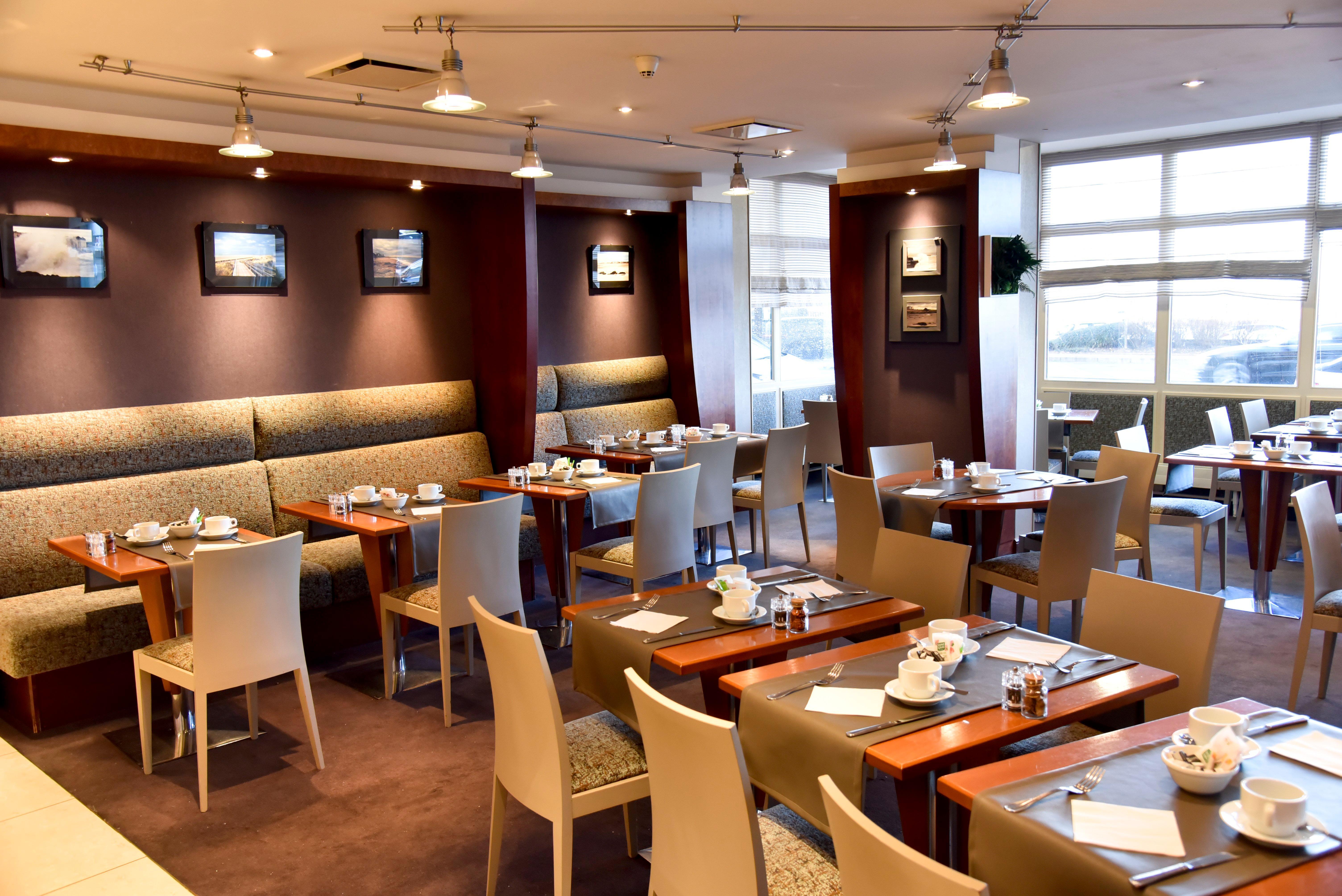 Holiday Inn Calais-Centre By Ihg Exterior photo